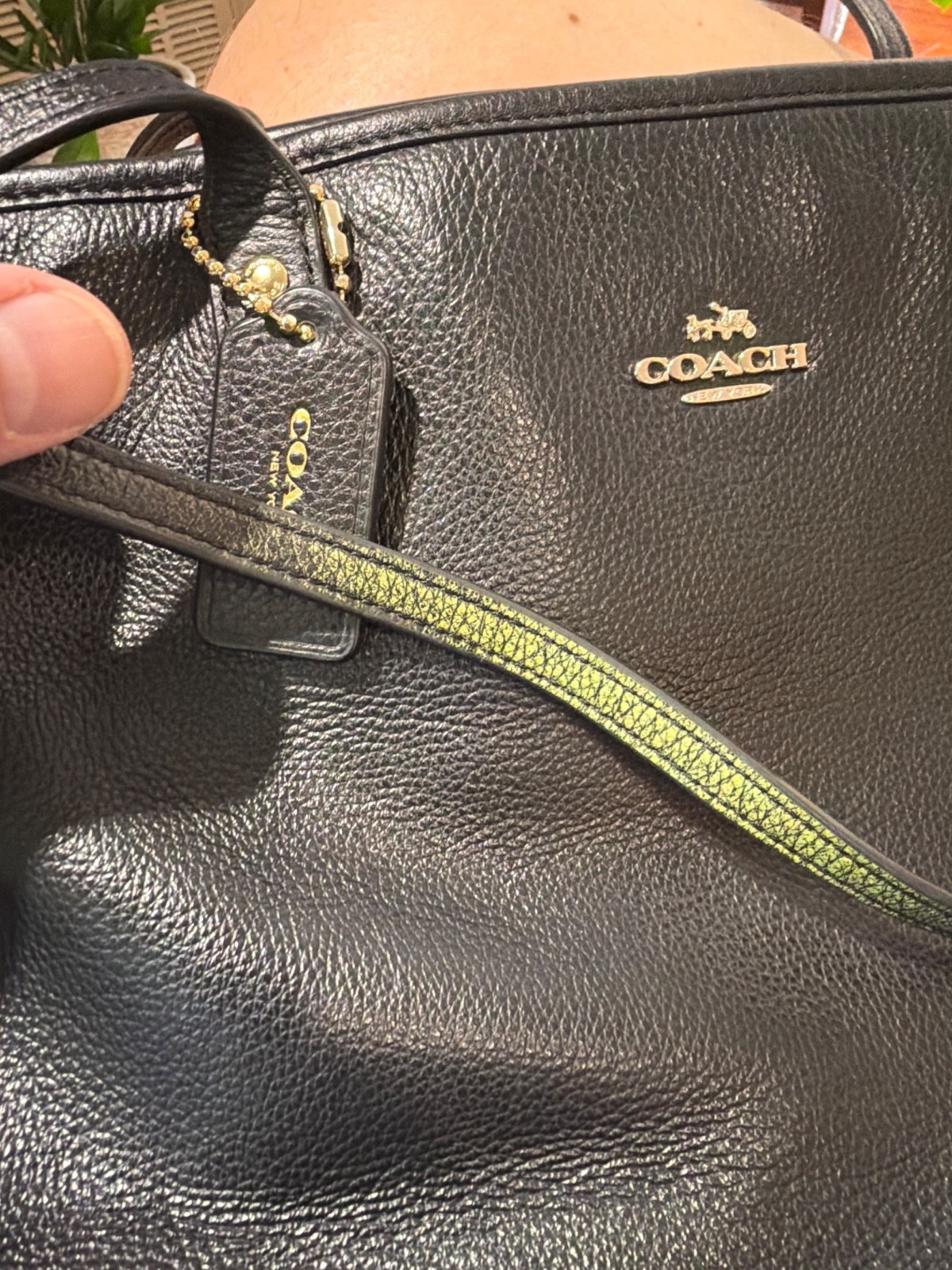 Coach Pebbled Leather Black Tote 2014/15 F1561 Very Good Condition - Image 9