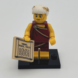 Lego Minifigure Series 9 Roman Emperor Julius Caesar Complete with Insert