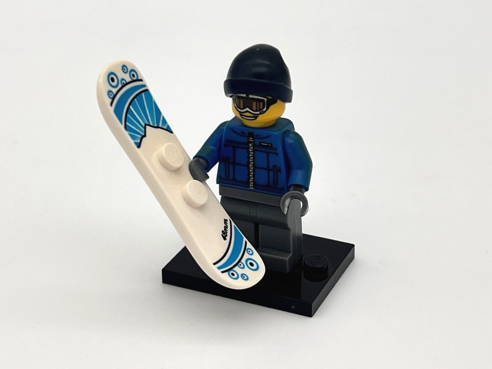 Lego Minifigure Series 5 Snowboarder Guy 8805 Retired Complete with Insert