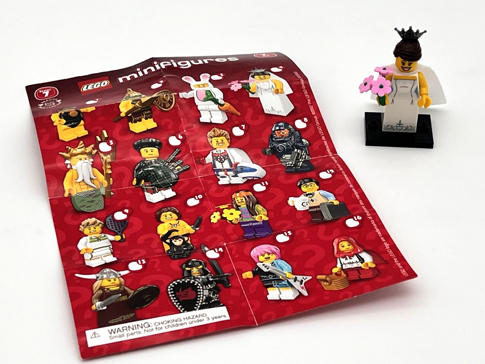 LEGO Minifigure Series 7 BRIDE 8831 - 100% Complete with Train, Flowers & Insert - Image 5