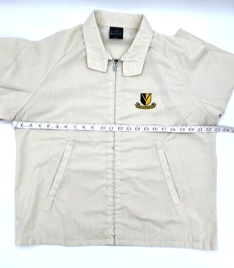 Vintage Vanderbilt Univ. Windbreaker Jacket (Medium) Cream w/Embroidered Logo - Image 6