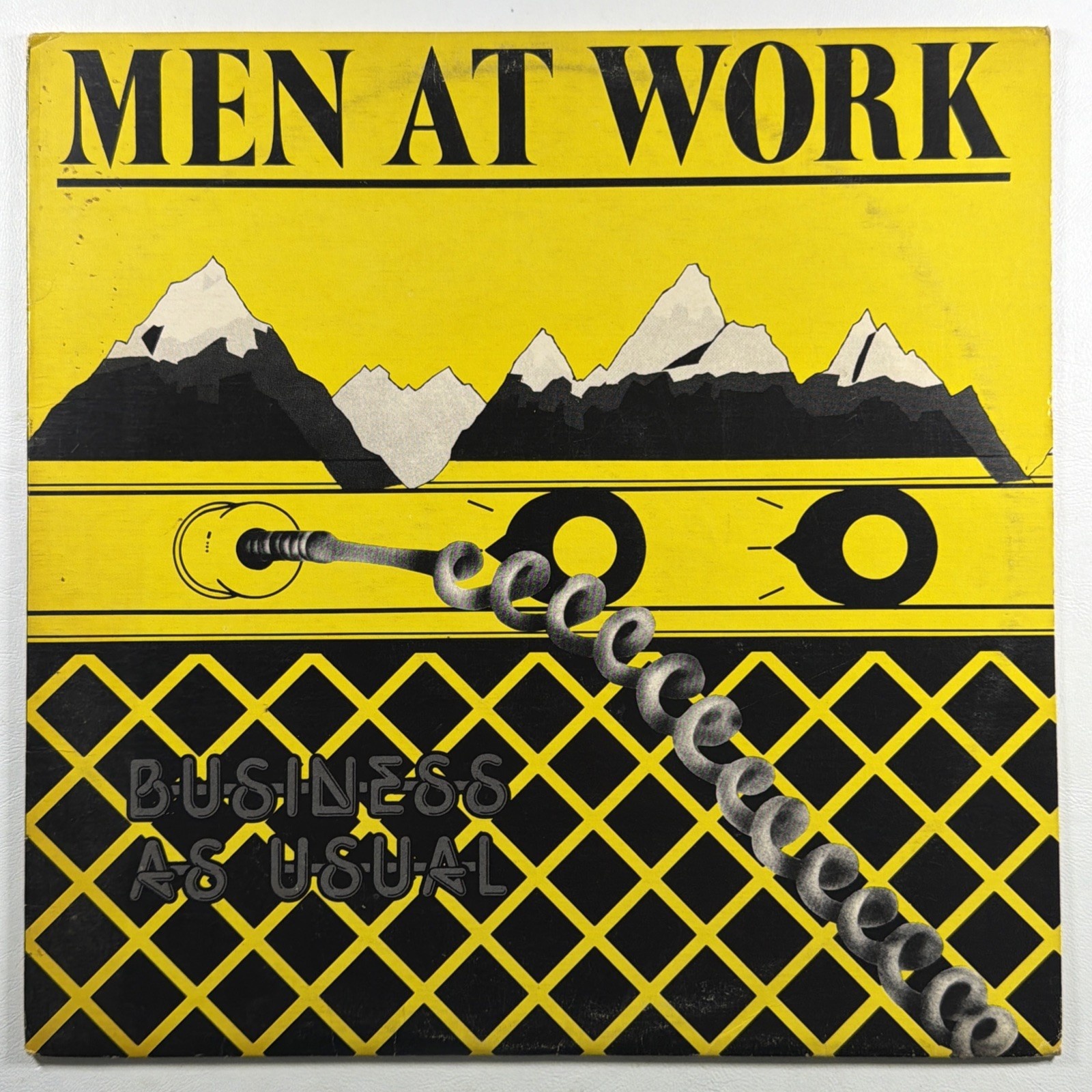 Men at Work - Business As Usual LP Columbia PCC-90667 EX 1982 Who Can It Be Now