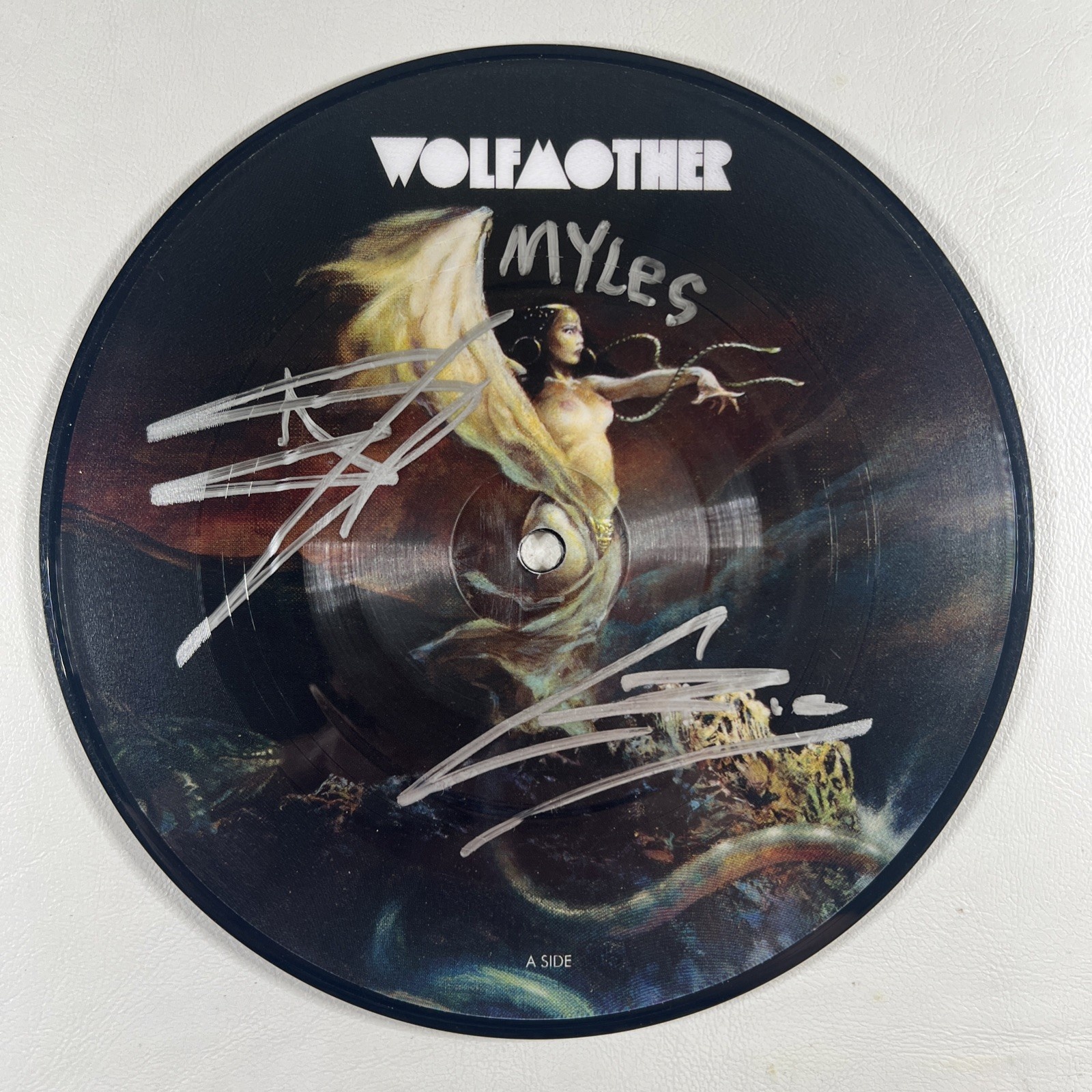 WOLFMOTHER “Woman/Colossal (Live)” Picture Disc 7”/Lim Edit (NM) Band Autographs