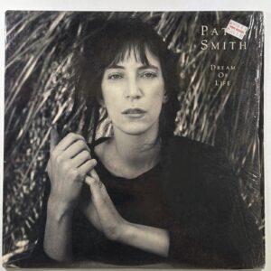 Patti Smith - Dream Of Life LP Arista AL 8453 EX 1988 Shrink People Have Power