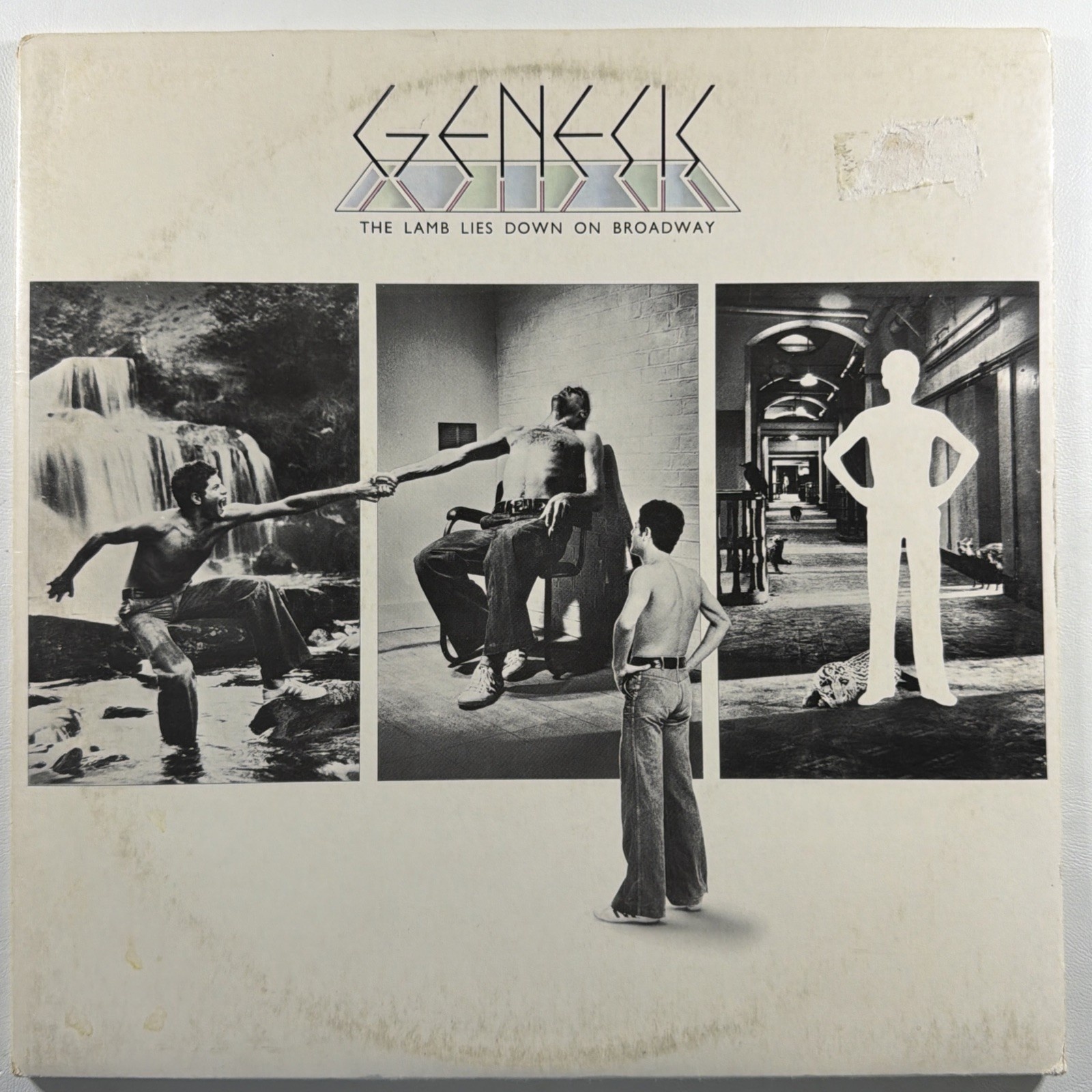 Genesis The Lamb Lies Down On Broadway 2LP Charisma CGS 101 EX 1974 UK 1st Press