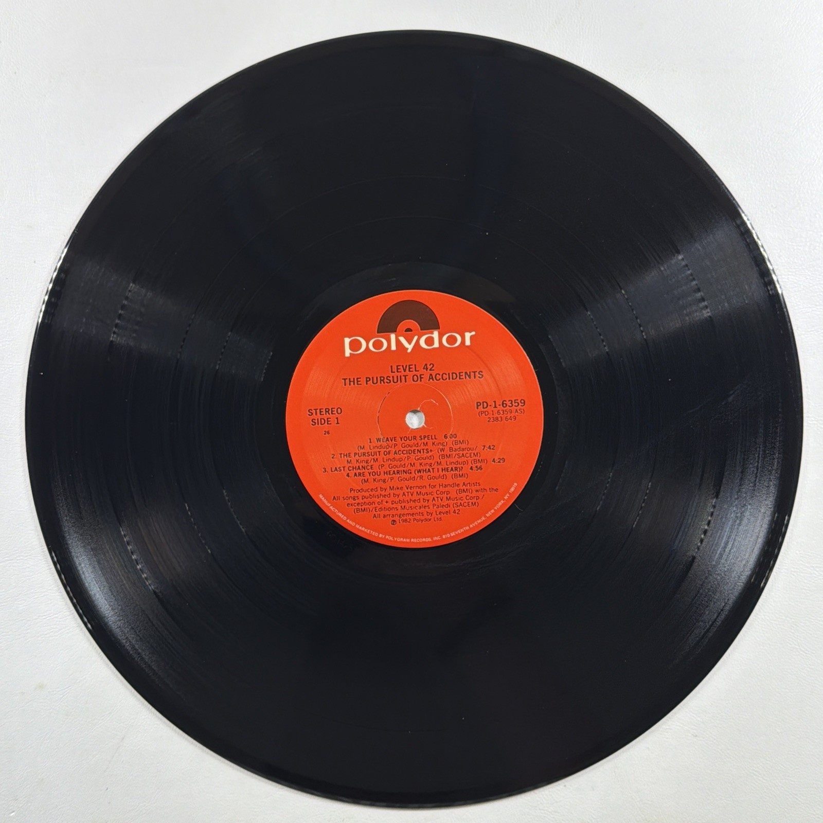 Level 42 - The Pursuit Of Accidents LP Polydor PD-1-6359 EX Promo 1982 Photo - Image 6