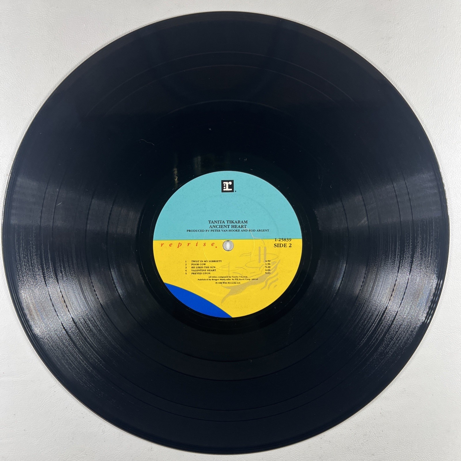 Tanita Tikaram - Ancient Heart LP Reprise Records 9258391 VG+ 1988 UK - Image 5