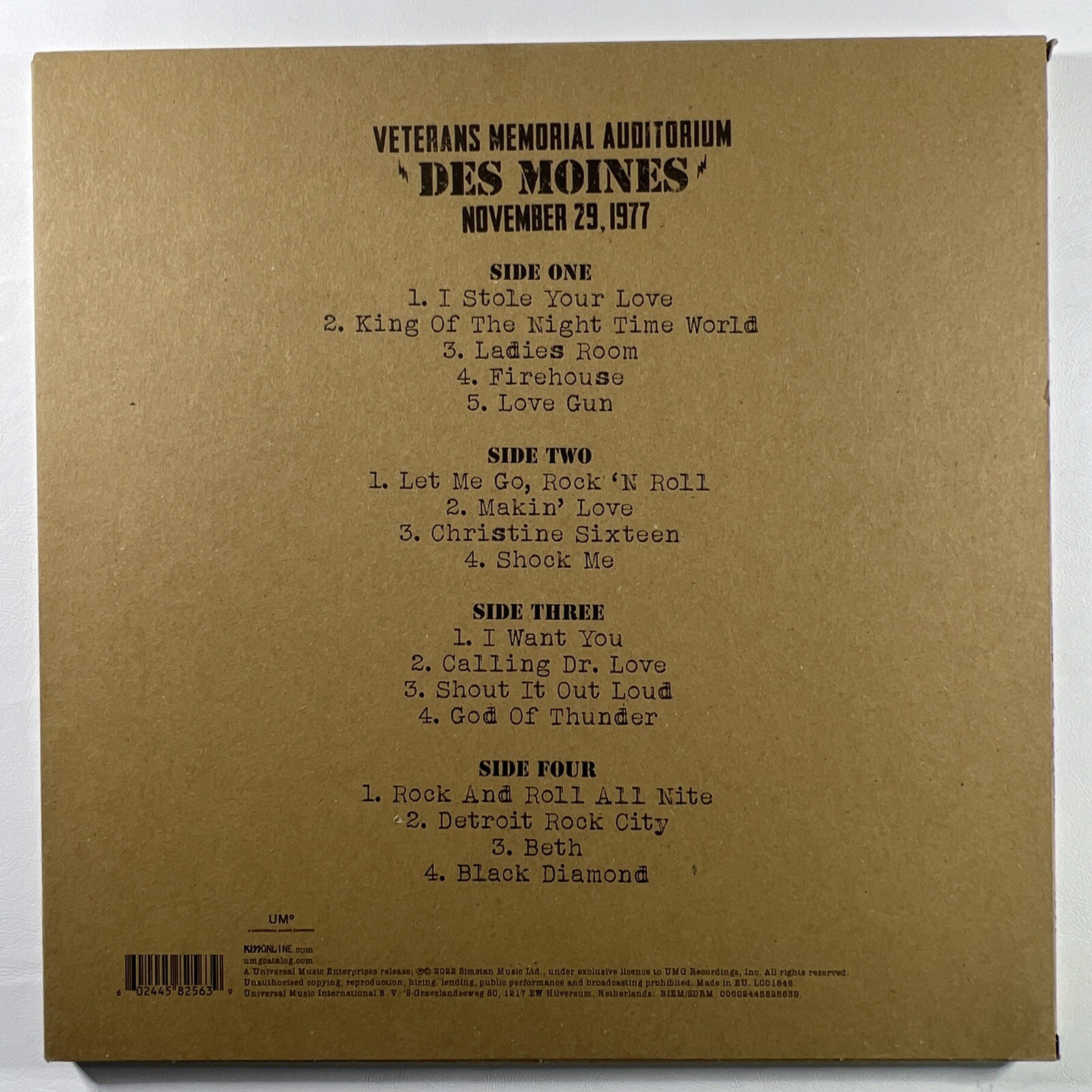 KISS - Off The Soundboard: Des Moines 1977 2LP UM EX Purple 180 Gram - Image 2