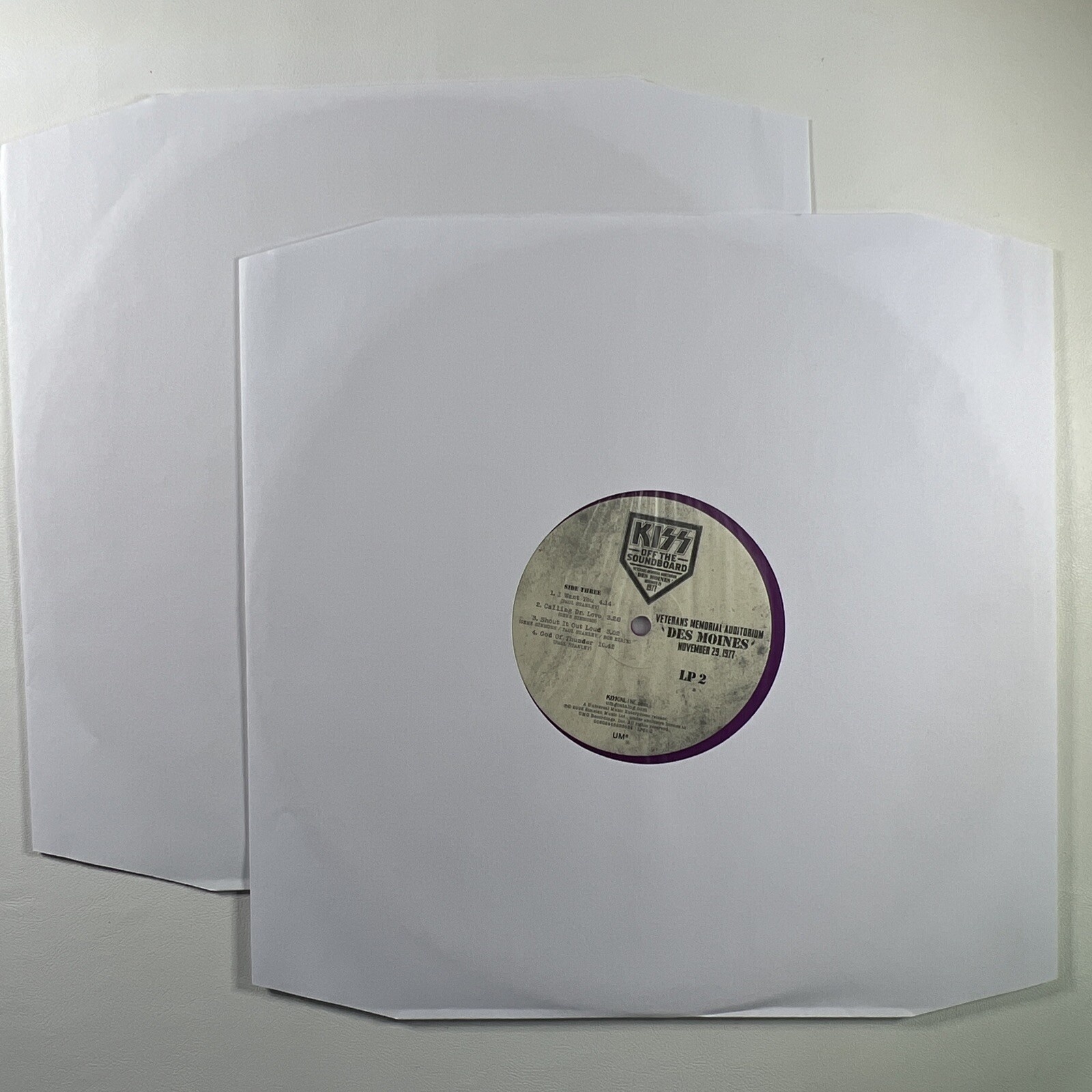 KISS - Off The Soundboard: Des Moines 1977 2LP UM EX Purple 180 Gram - Image 4