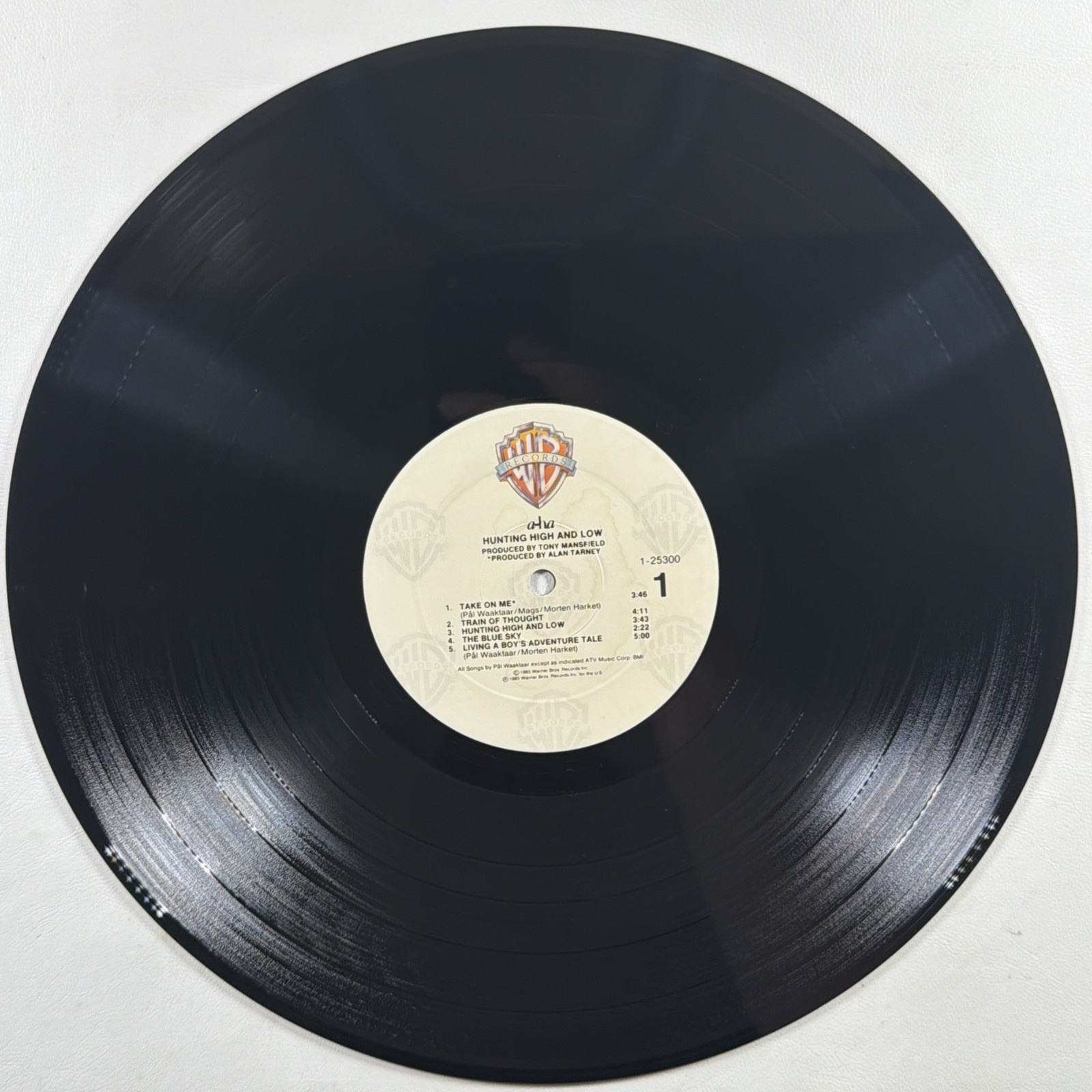 A-Ha - Hunting High and Low LP Warner Bros 9 25300-1 NM 1985 Take On Me - Image 5
