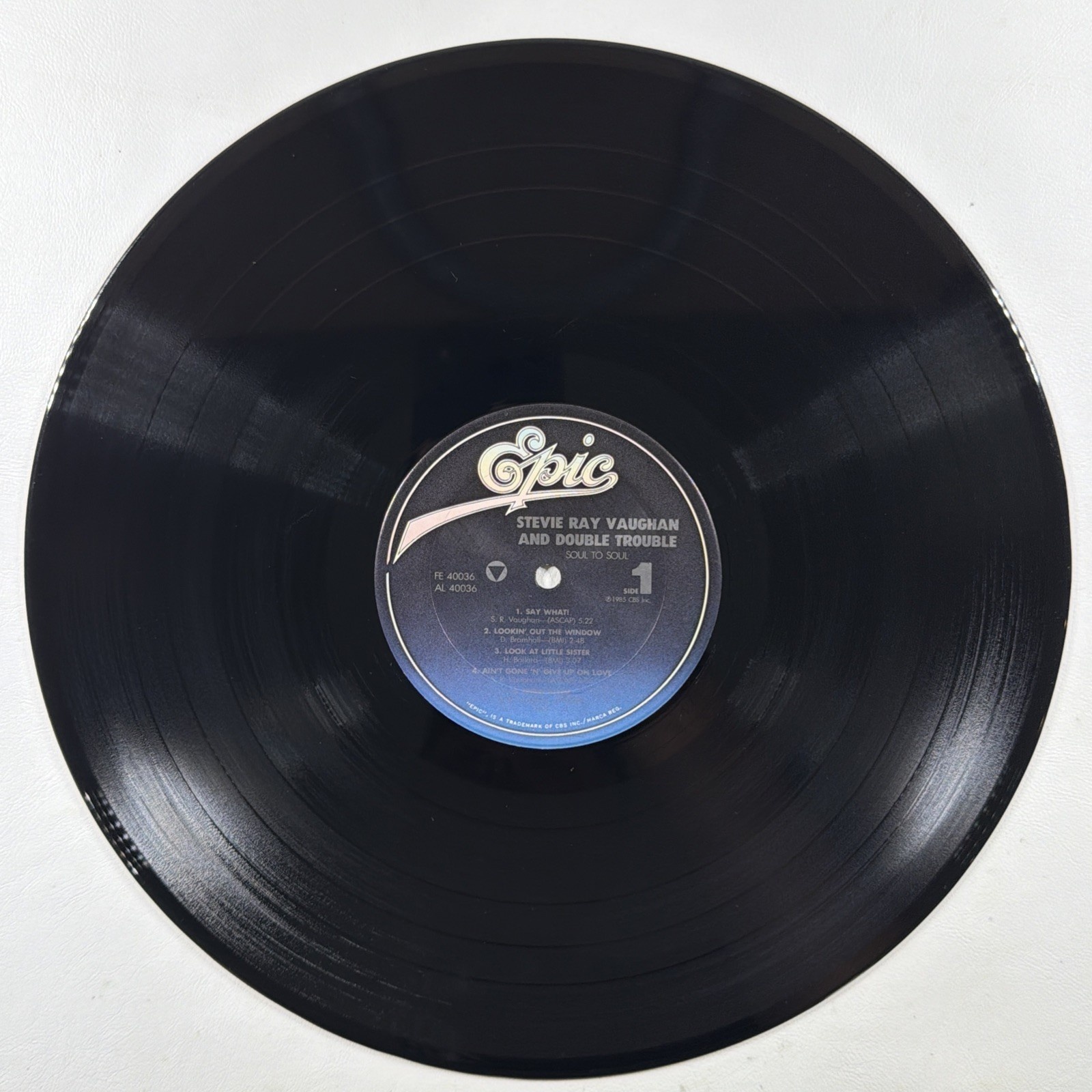 Stevie Ray Vaughan & Double Trouble - Soul to Soul LP Epic FE 40036 NM 1985 - Image 5