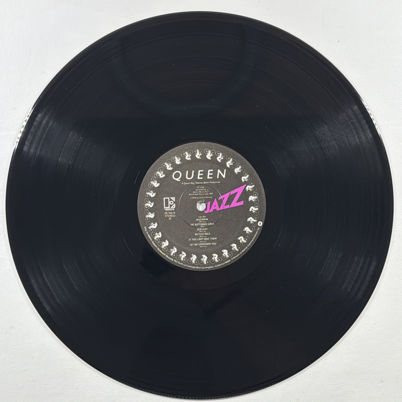 Queen - Jazz LP Elektra Records 6E-170 NM 1978 Gatefold Fat Bottom Girls - Image 6